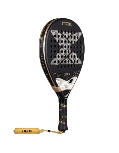 Raquete de padel Nox AT10 Luxury Genius 18K Alum 2026 de Agustín Ta...