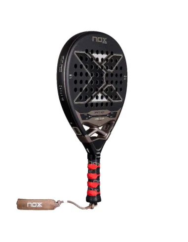 Pala de pádel Nox AT10 Pro Cup Hard 2026