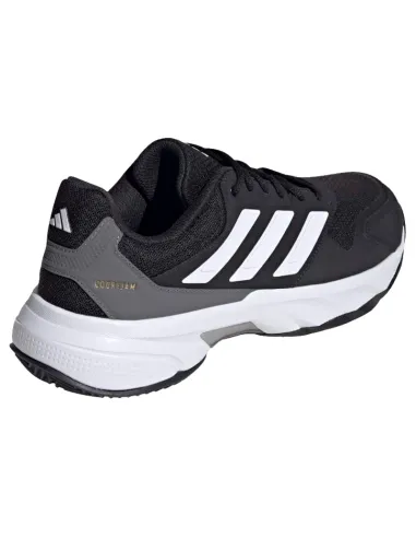 Tênis Adidas CourtJam Control Clay nas cores preto, branco e cinza....