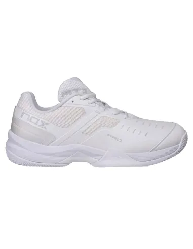 Baskets Nox AT10 Pro blanches et grises | Chaussures de padel