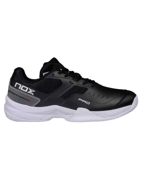 Nox AT10 Pro Sneaker in Schwarz und Weiß | Padel-Schuhe