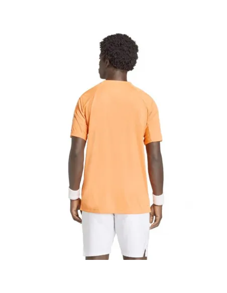 Camisa laranja Adidas Club 3 Stripes | Roupas de padel masculinas